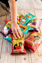 Load image into Gallery viewer, NOUVEAU - Superbon - Chili Crisps 40 g
